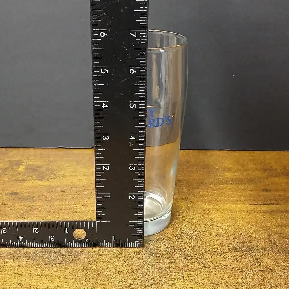 Vintage Henry Weinhard's Brewery Beer Glass, Oregon - Picture 4 of 5